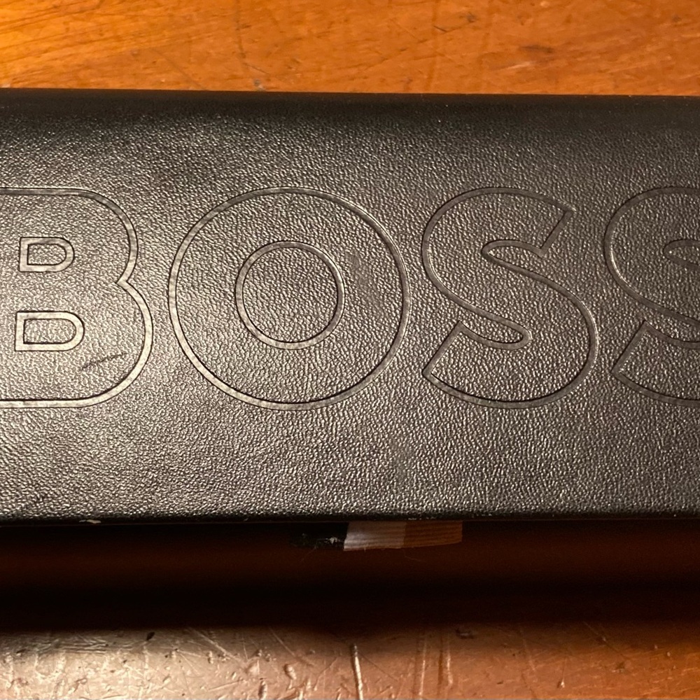 Boss sun glasses case black with logo camel color lining,cleaning cloth
